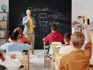 Proba de matematică la Evaluarea Națională. Foto: Pexels.com