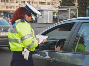 Accident în lanţ în Ploiești, provocat de o șoferiță beată /auto-bild