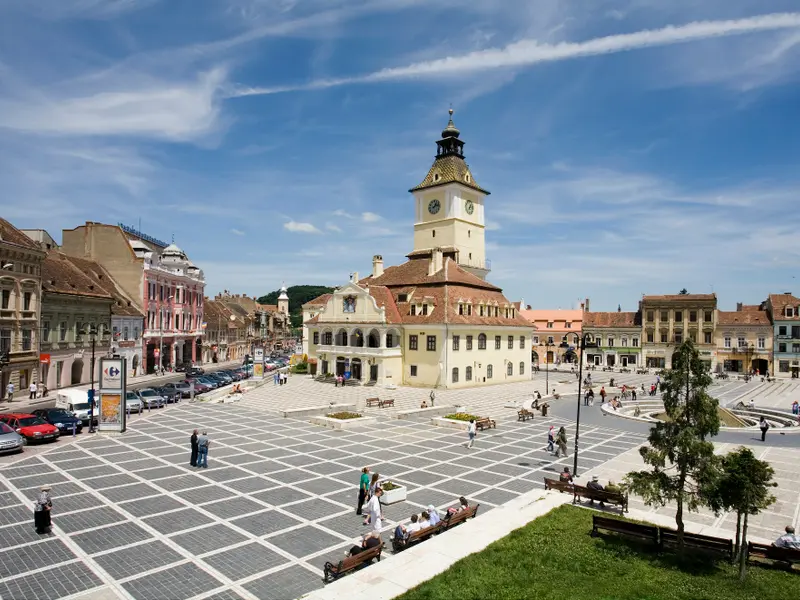 Brașov. Sursa foto: lonelyplanet.com