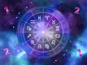 HOROSCOP 7 AUGUST Luna în Fecioară anunță certuri. Capricornii să evite subiectele controversate - Foto: Freepik.com (Imagine cu rol ilustrativ)